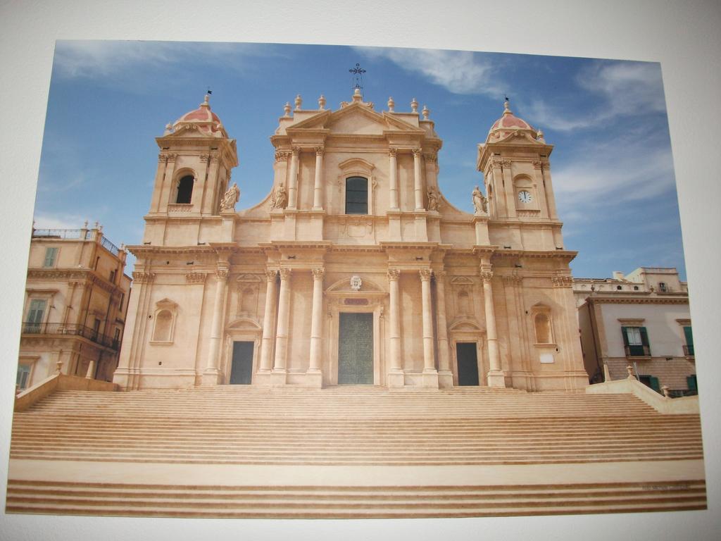 Casa Vacanze Il Quadrifoglio Noto Buitenkant foto